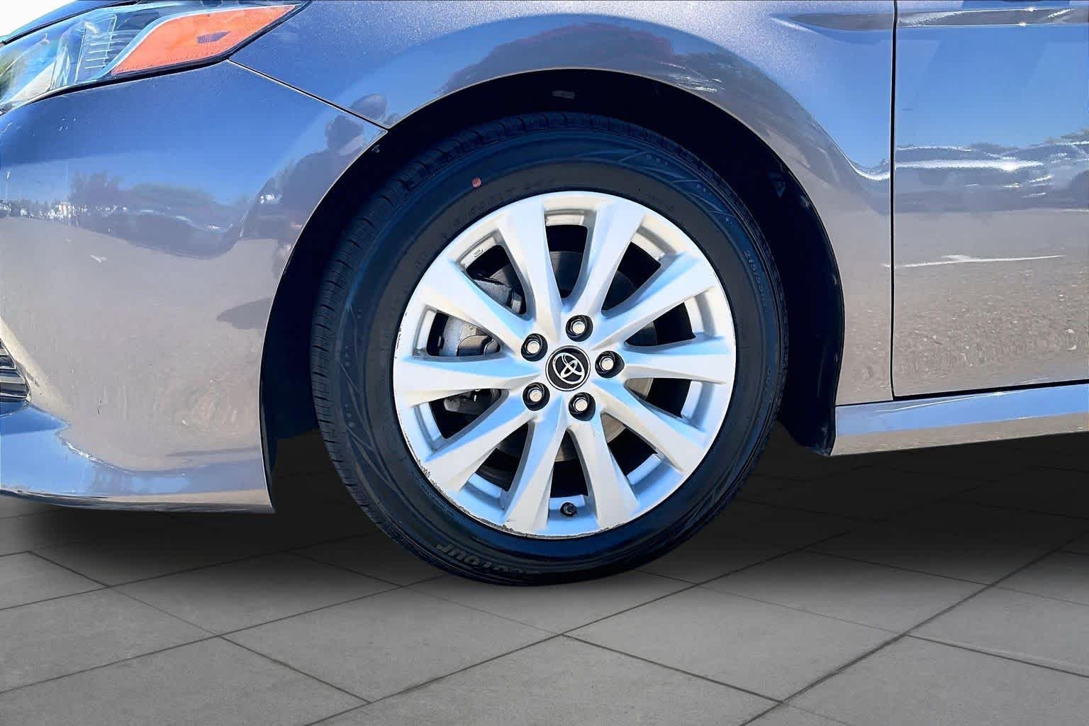Used 2019 Predawn Gray Mica Toyota LE image 10