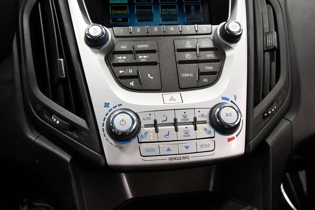 Used 2017 Silver Chevrolet LT image 23