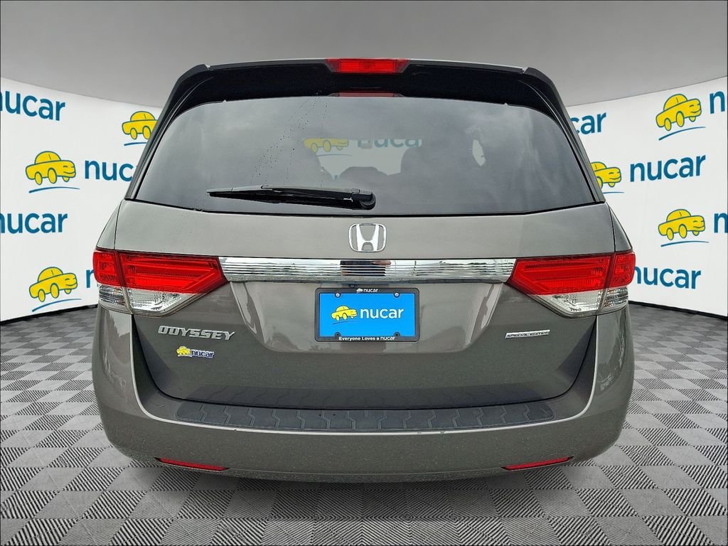 Used 2016 Gray Honda SE image 6