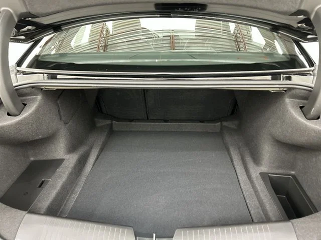 Used 2025 Black Cadillac Premium Luxury image 7
