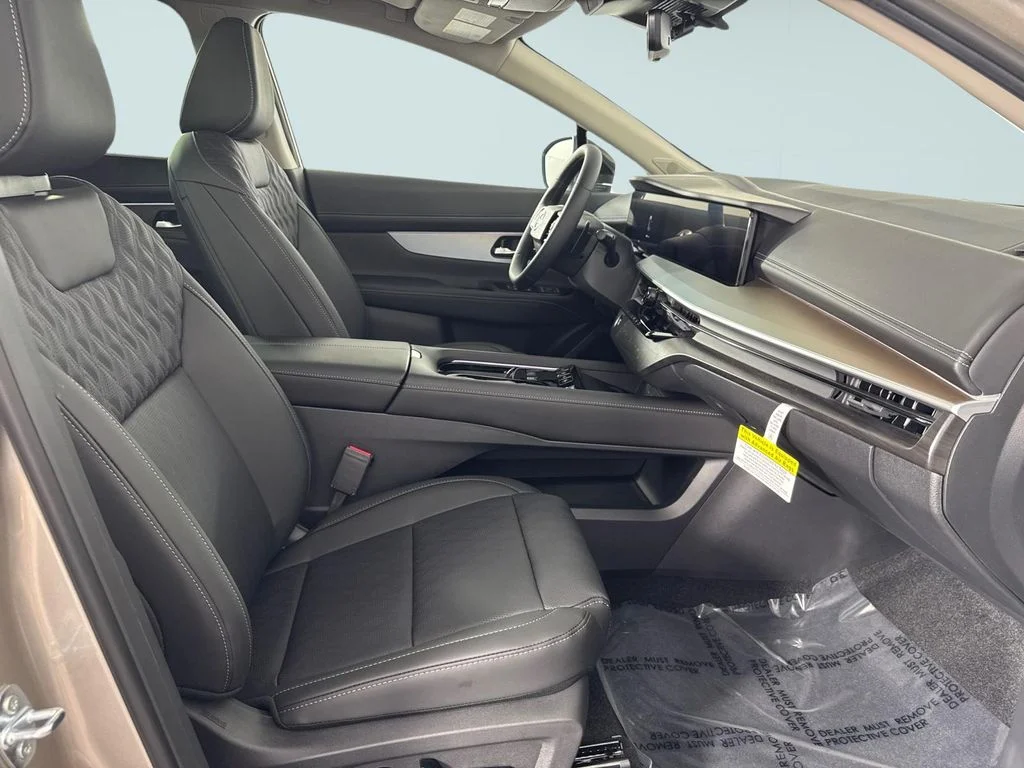 New 2026 Gold Nissan Platinum image 8