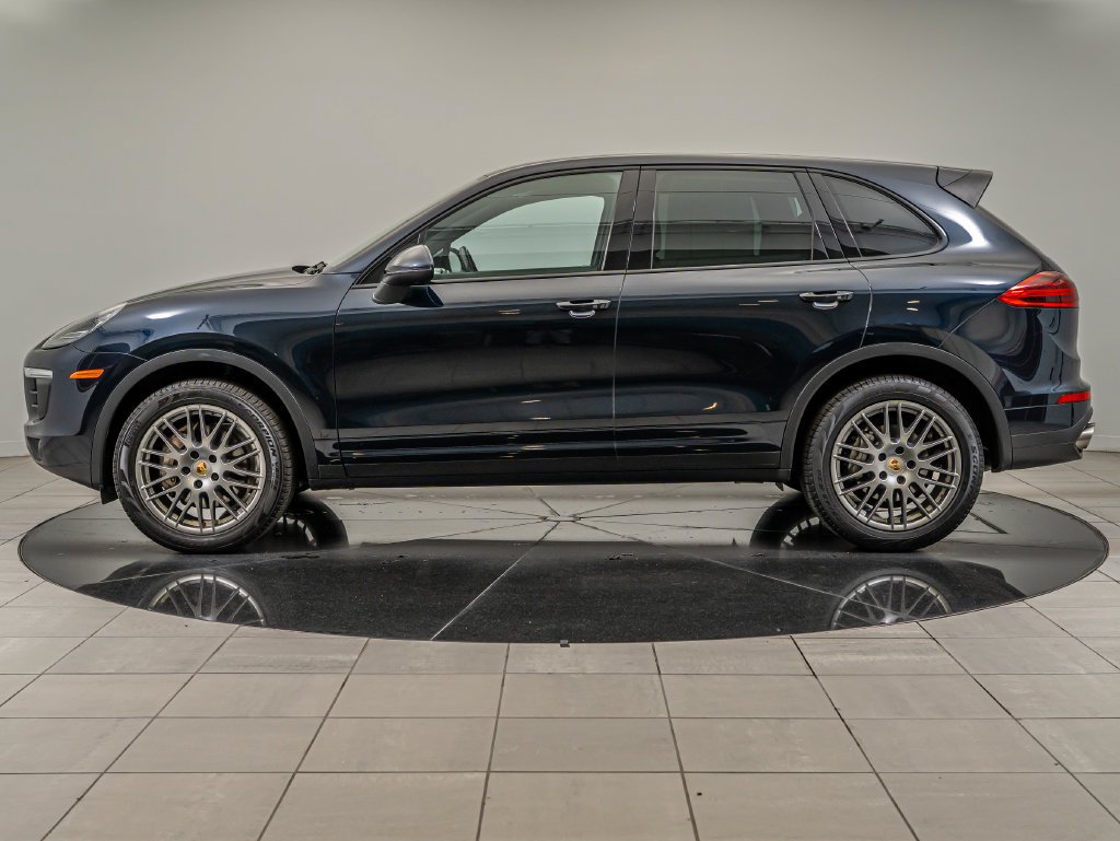 Used 2017 Blue Porsche S image 2