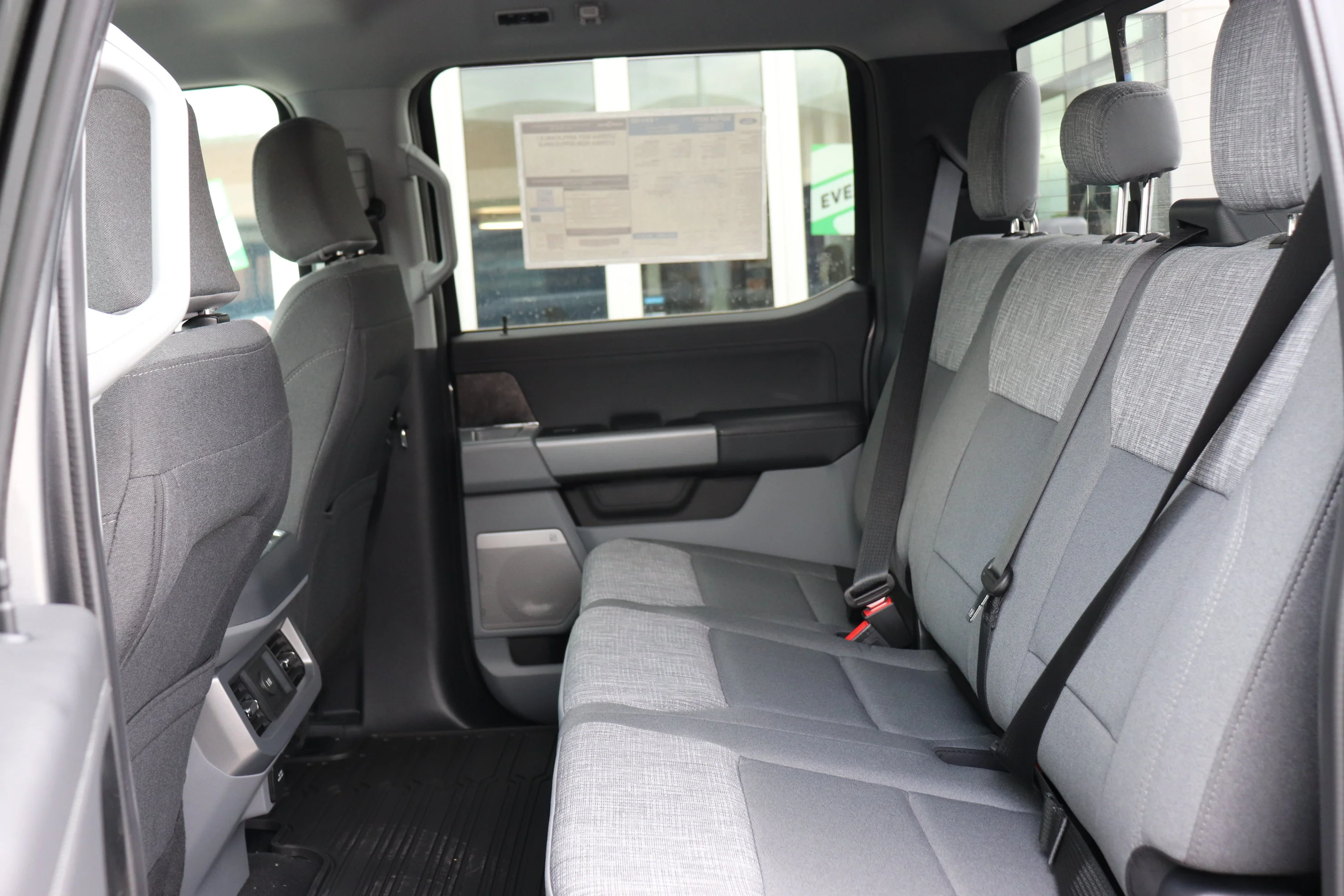New 2026 CARBONIZED GREY METALLIC Ford XLT image 10