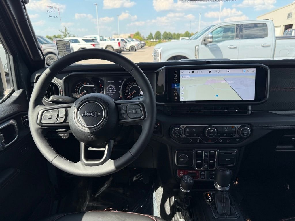 Used 2025 Gray Jeep Rubicon image 13