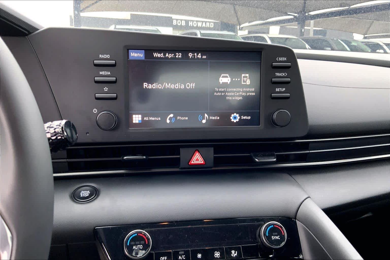 Used 2025 Abyss Black Hyundai SEL Sport image 31