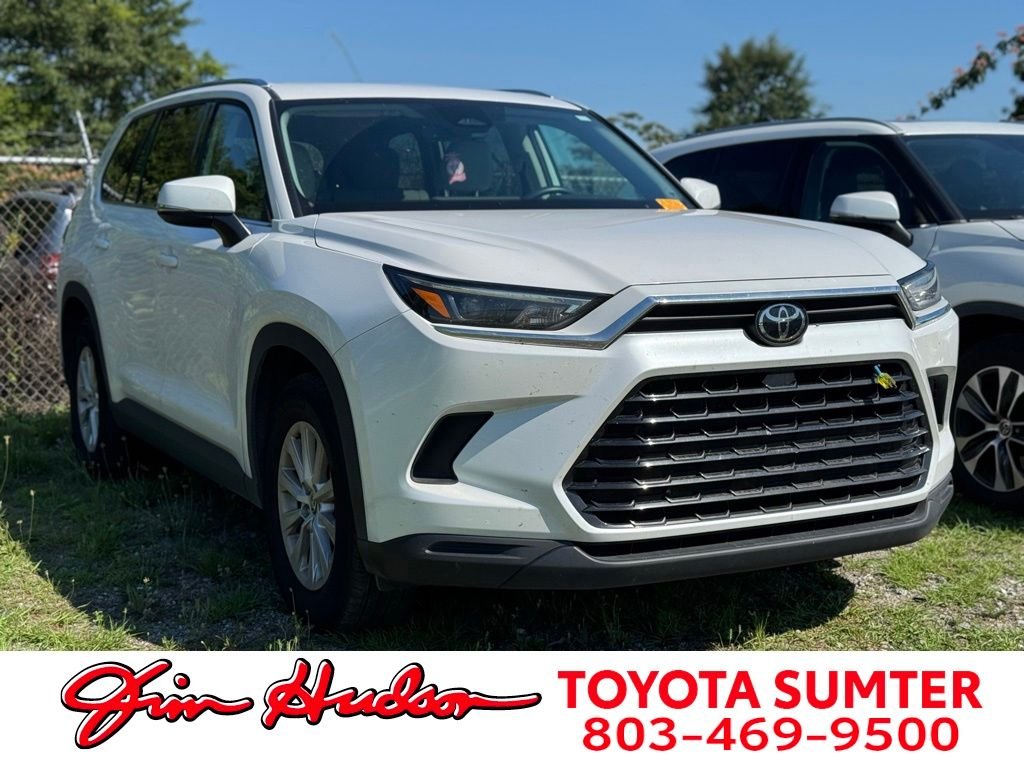 Used 2024 Beige Toyota XLE image 1