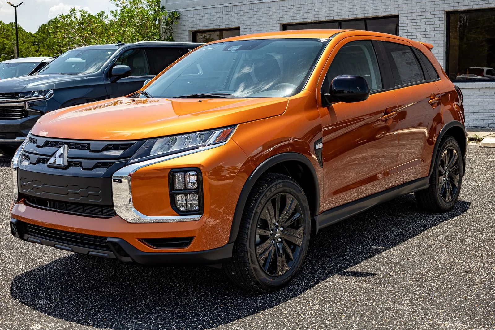 2026 Mitsubishi Outlander Sport 2.0 LE AWC CVT's photo