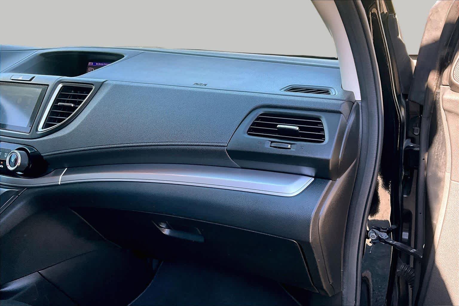 Used 2015  Honda EX image 18
