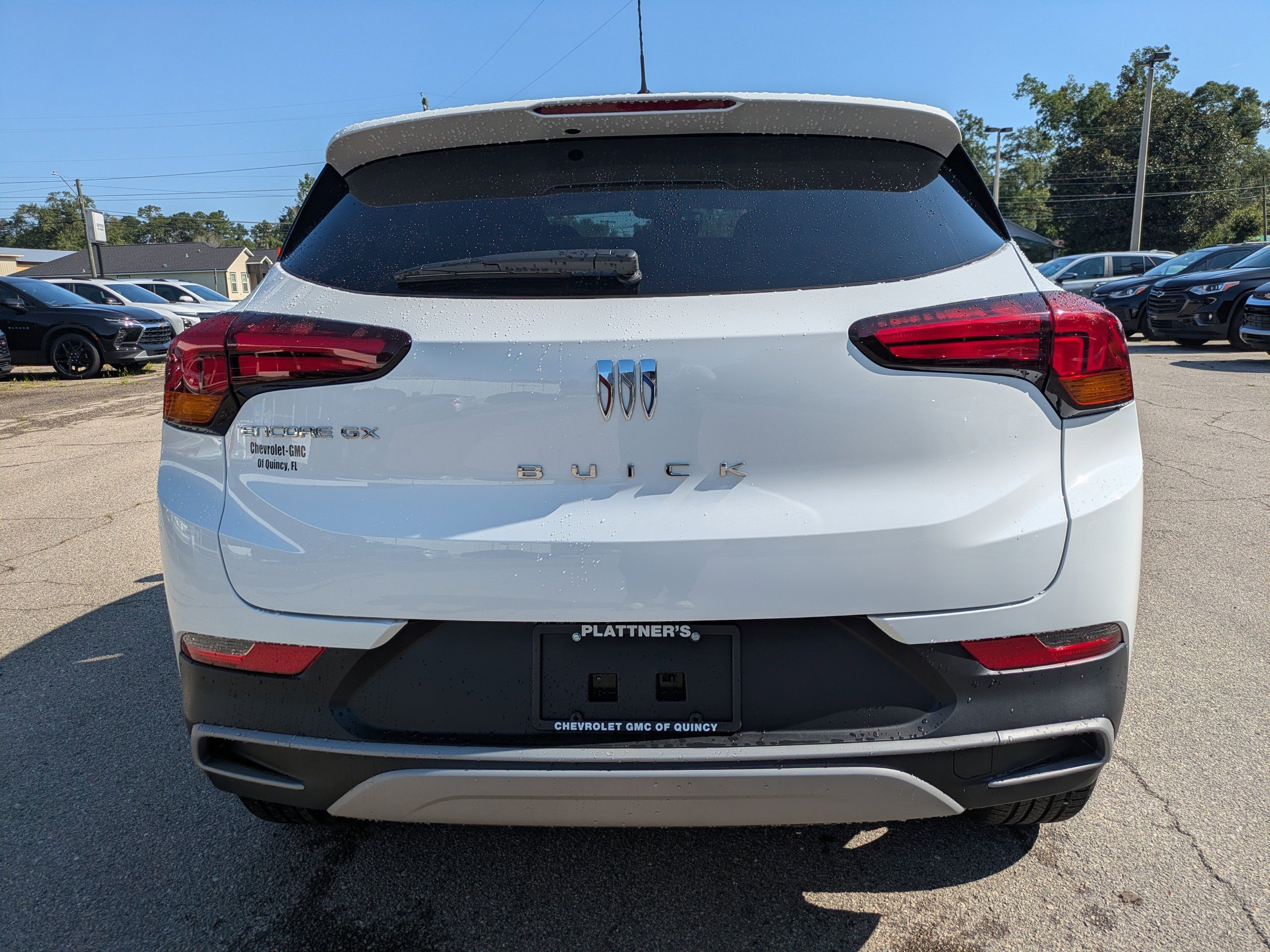 Used 2024 Summit White Buick Preferred image 6