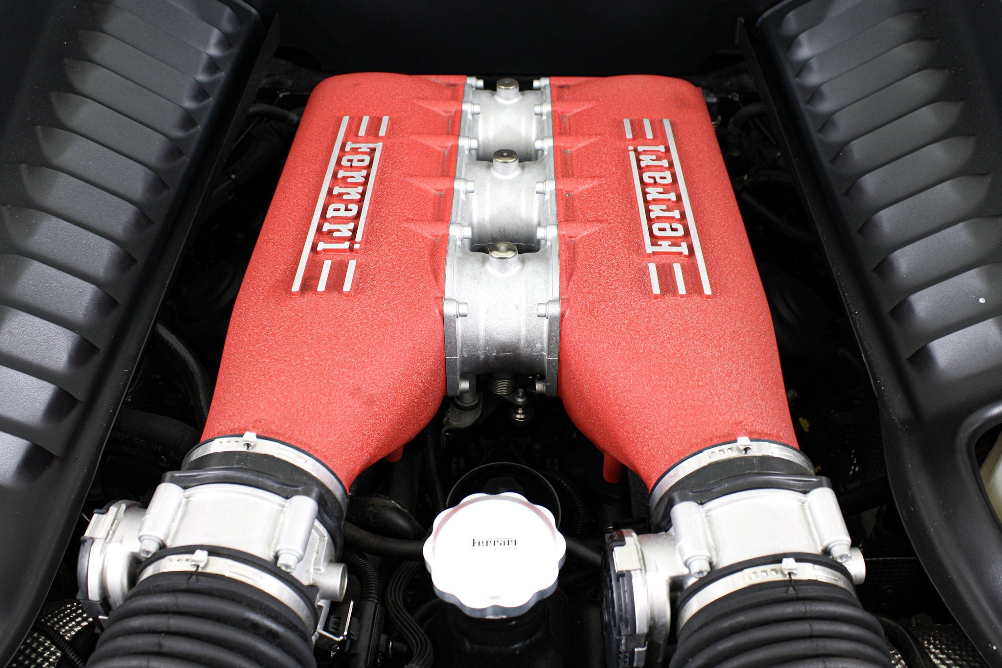 Used 2015 Red Ferrari  image 43