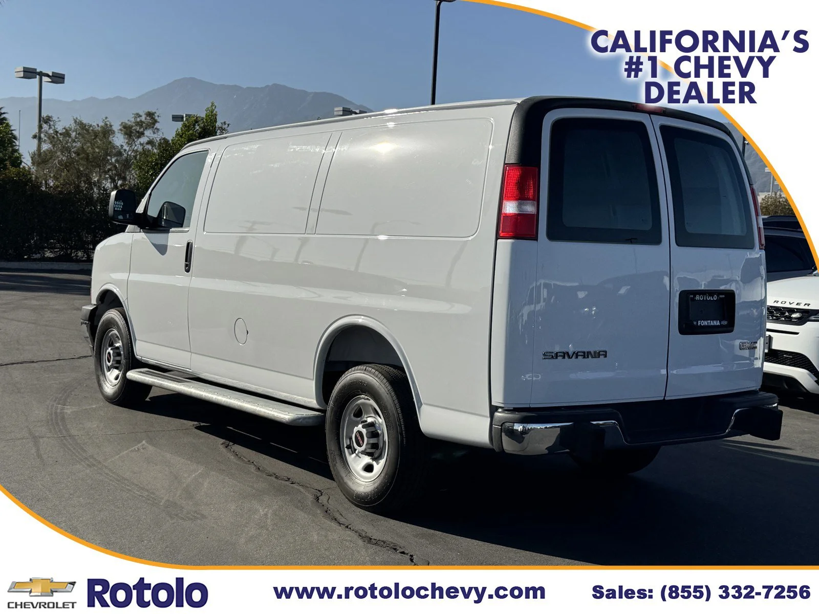 Used 2025 Summit White GMC 2500 RWD 135 image 4