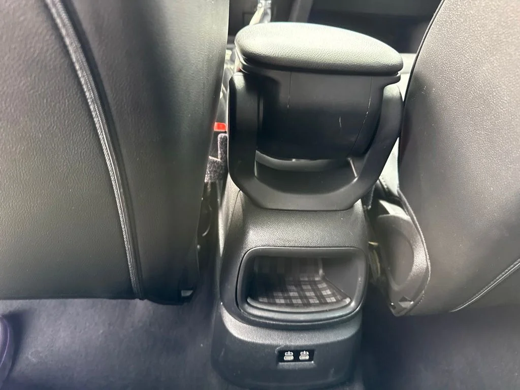 Used 2019 White MINI Classic image 10
