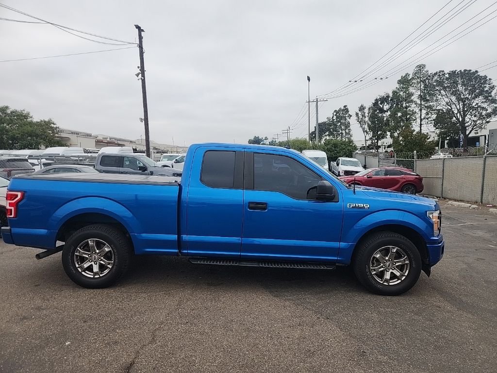 Used 2020 Blue Ford XL image 17