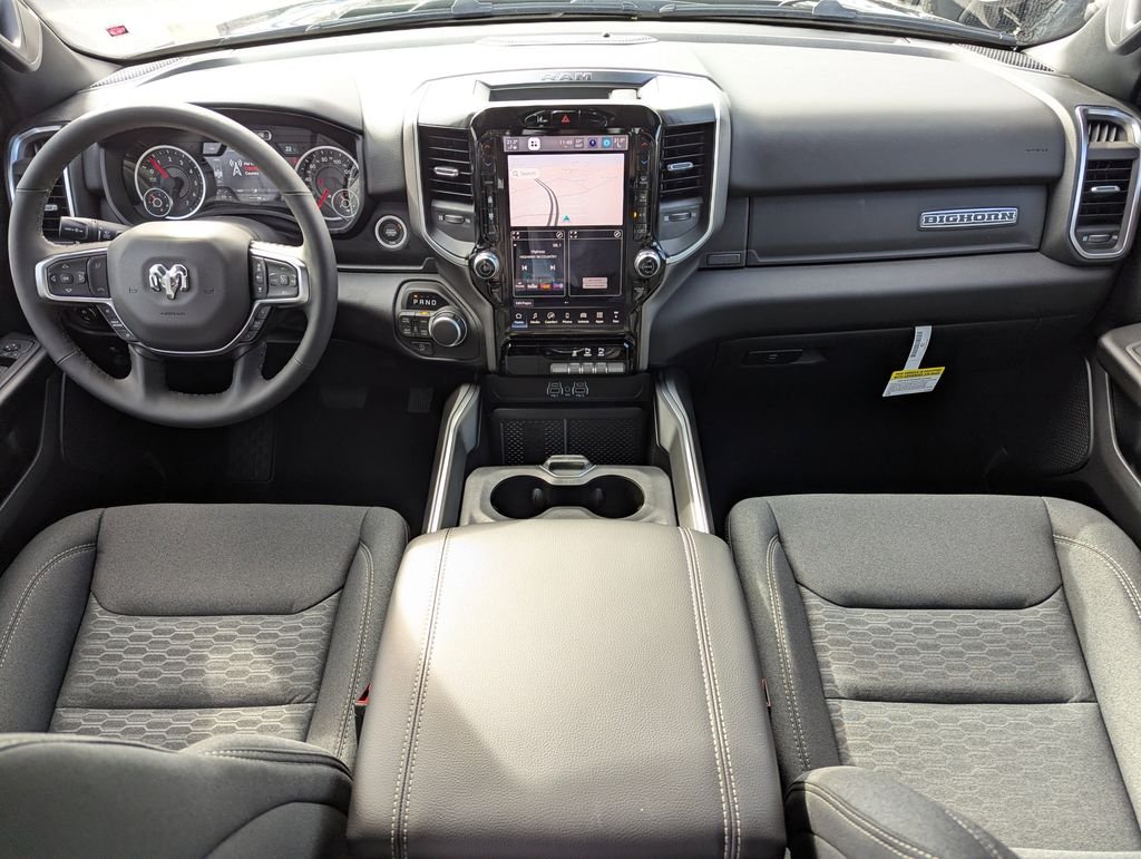 New 2026 Diamond Black Crystal Pearl-Coat Exterior Paint Ram Big Horn/Lone Star image 15
