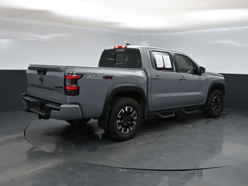 2024 Nissan Frontier PRO-4X photo 2