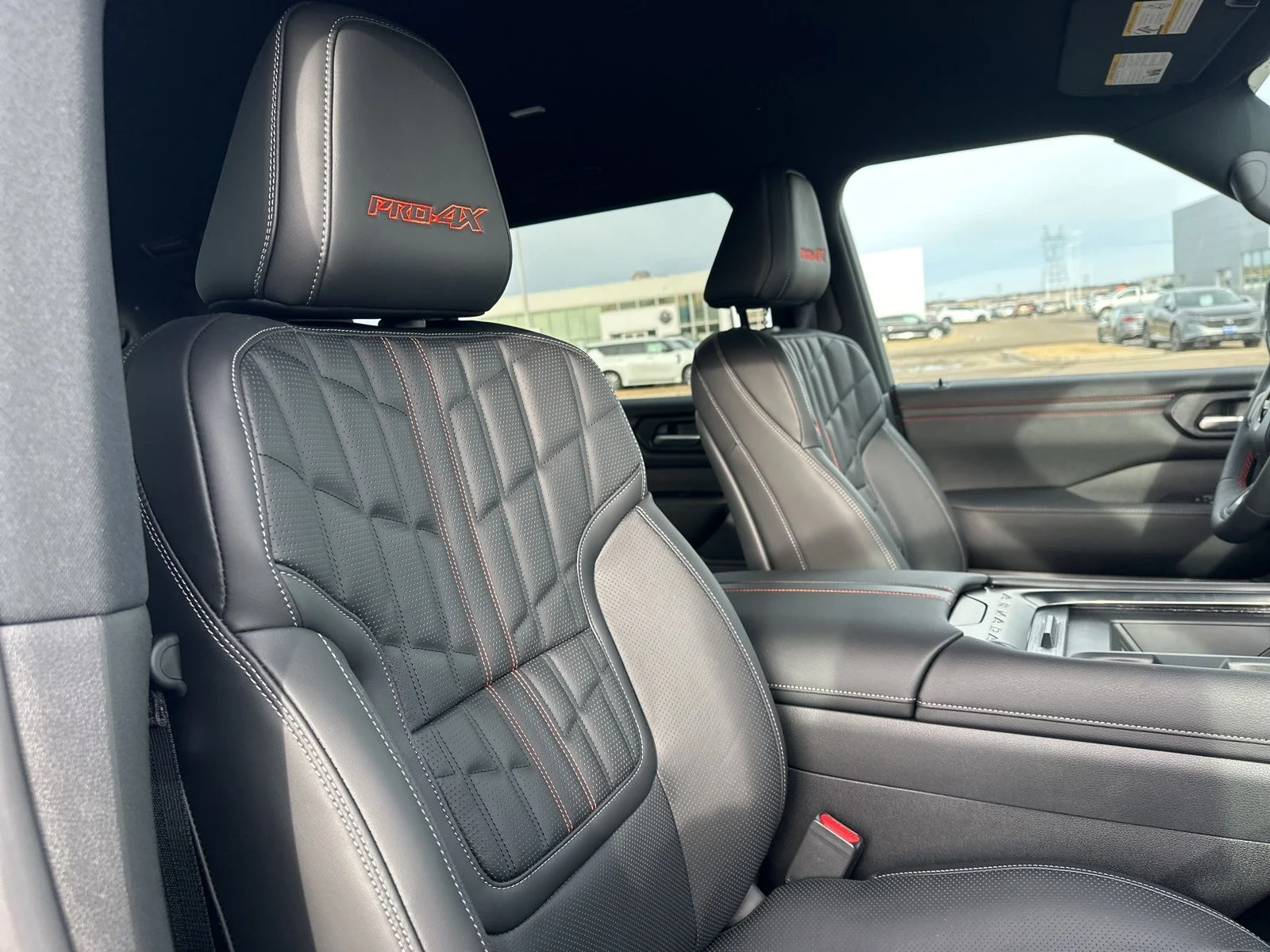 2026 Nissan Armada PRO-4X - Photo 37