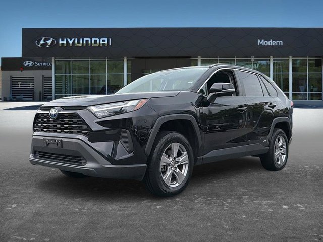 2023 Toyota RAV4 Hybrid LE