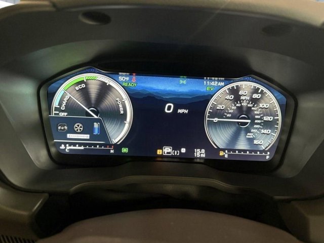 New 2026 CRYSTAL WHITE PEARL Subaru Limited Hybrid image 10