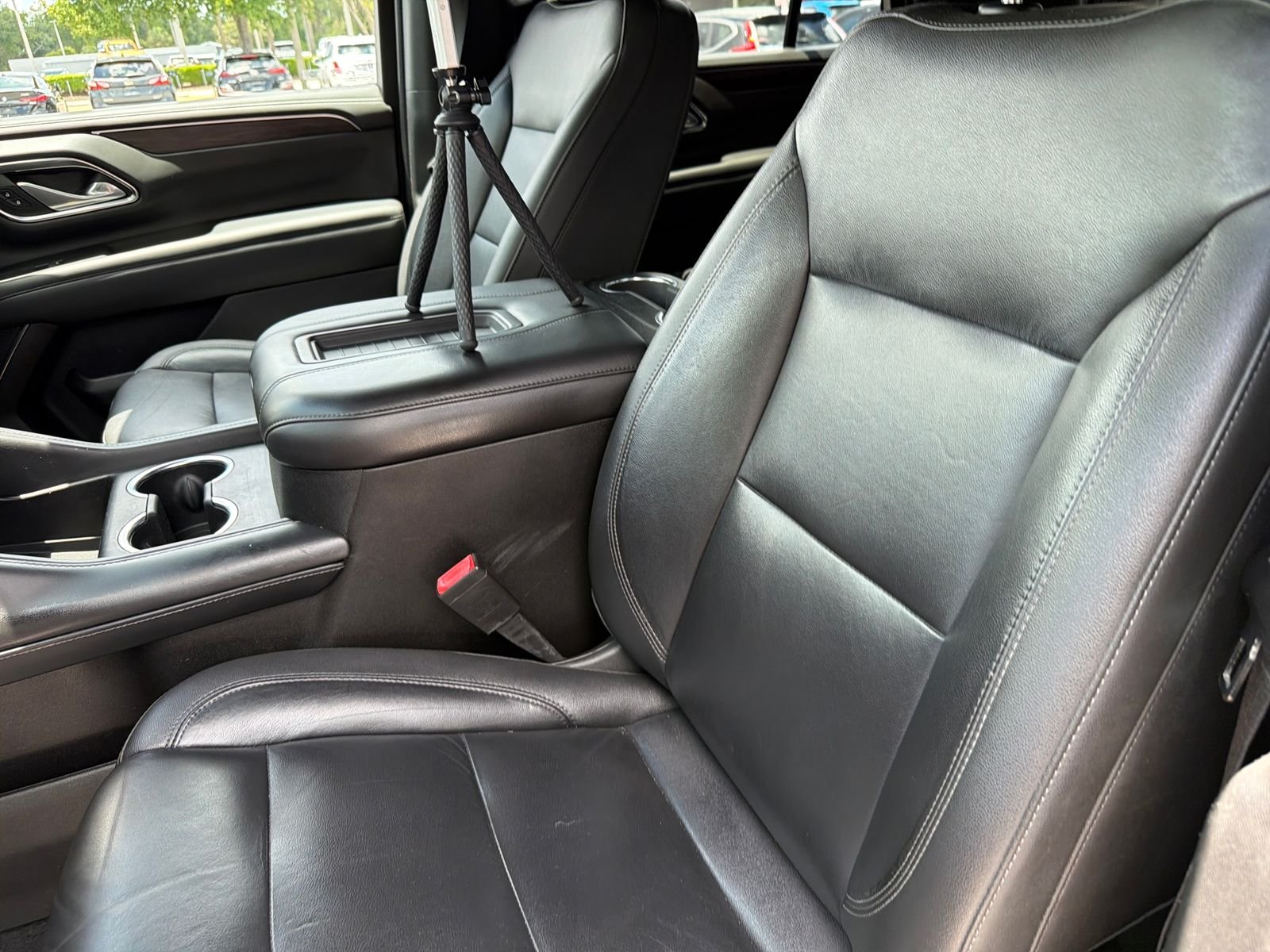 Used 2021 Black Chevrolet Z71 image 32