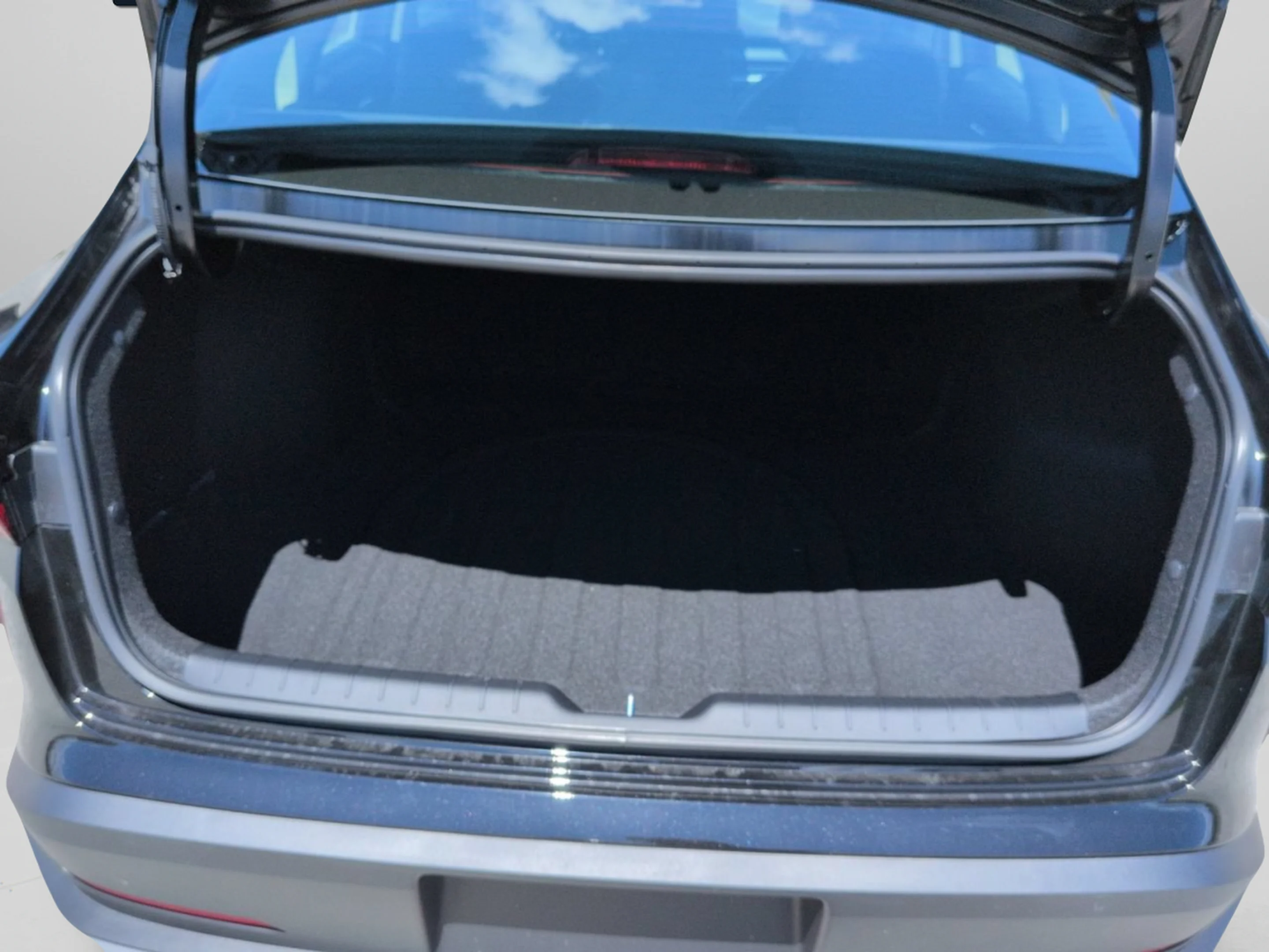 New 2026 Aurora Black Pearl Kia LX image 15