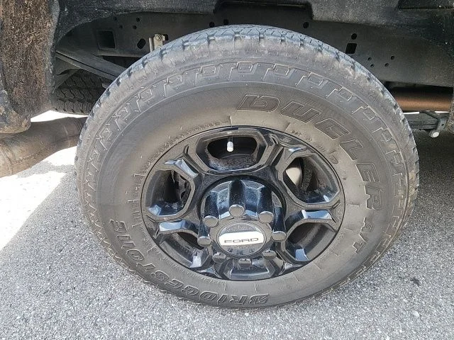Used 2025 Gray Ford XL image 11