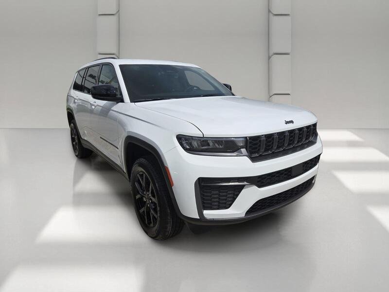 New 2026 Bright White Clearcoat Jeep ALTITUDE image 3