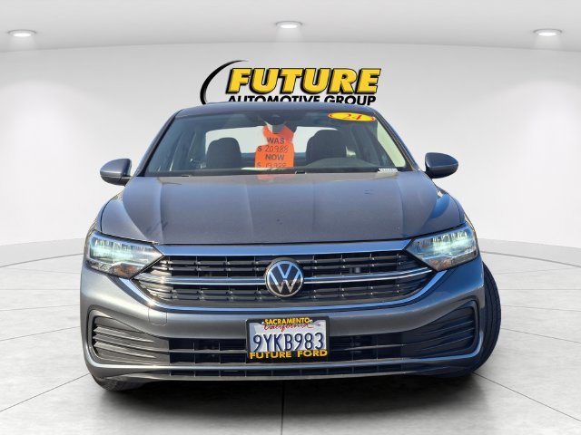Used 2024 Gray Volkswagen 1.5T SE image 2