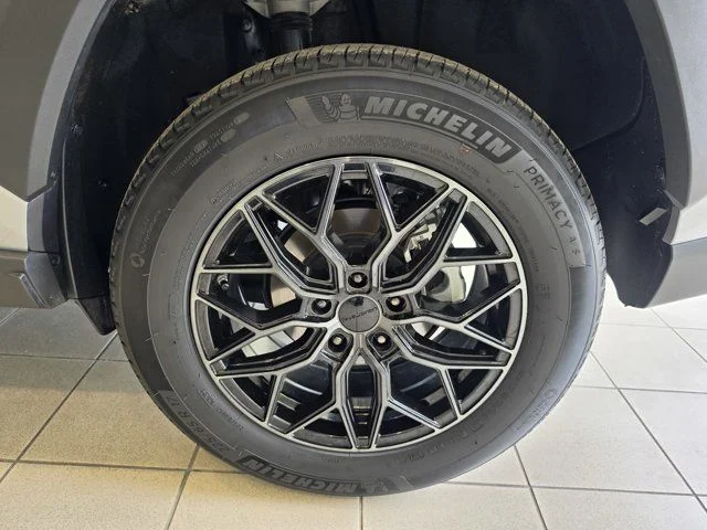 Used 2025 Silver Toyota LE image 28