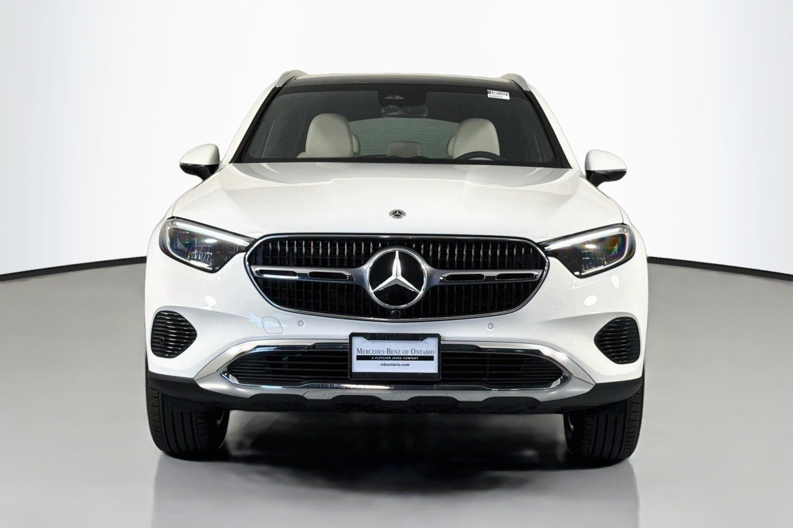 New 2026 Polar White Mercedes-Benz GLC 300 4MATIC® SUV image 2