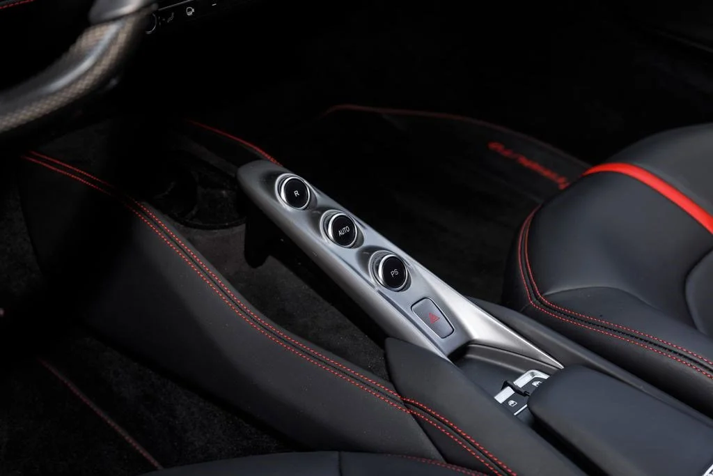 Used 2022 Rosso Scuderia Ferrari  image 25