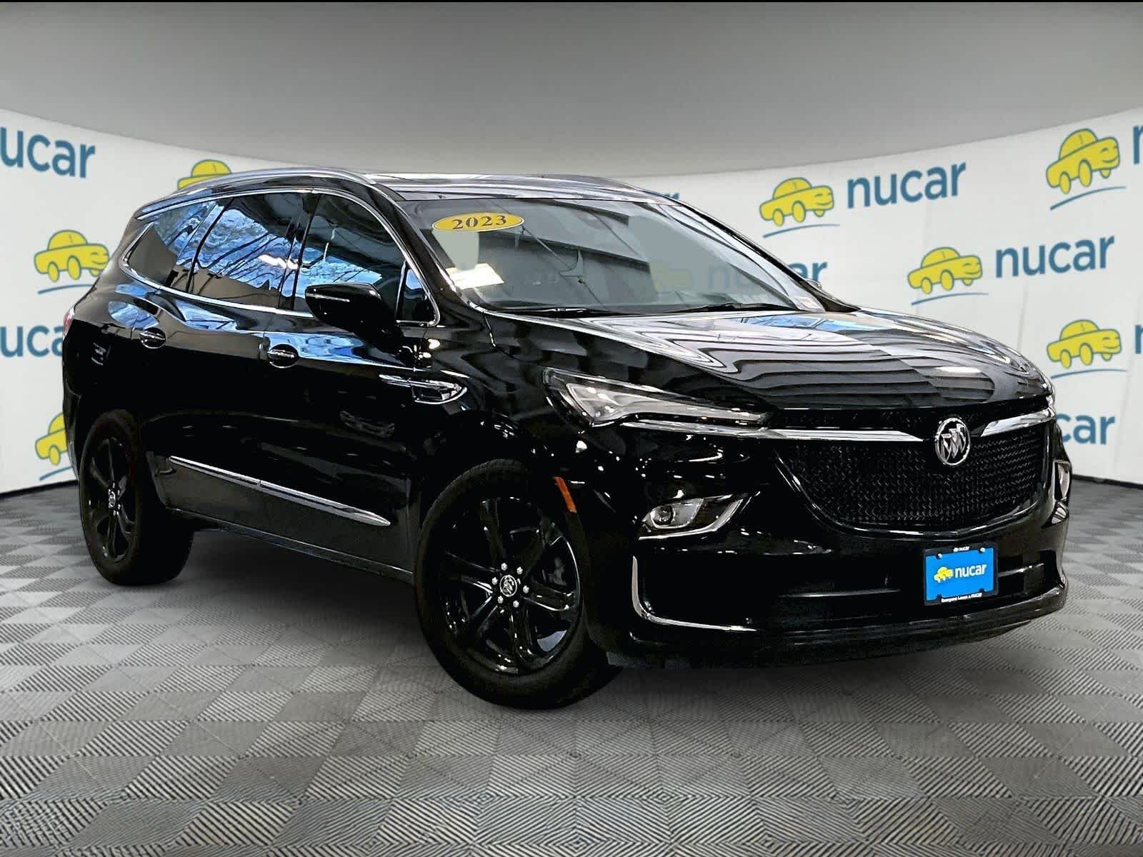 2023 Buick Enclave Essence AWD's photo