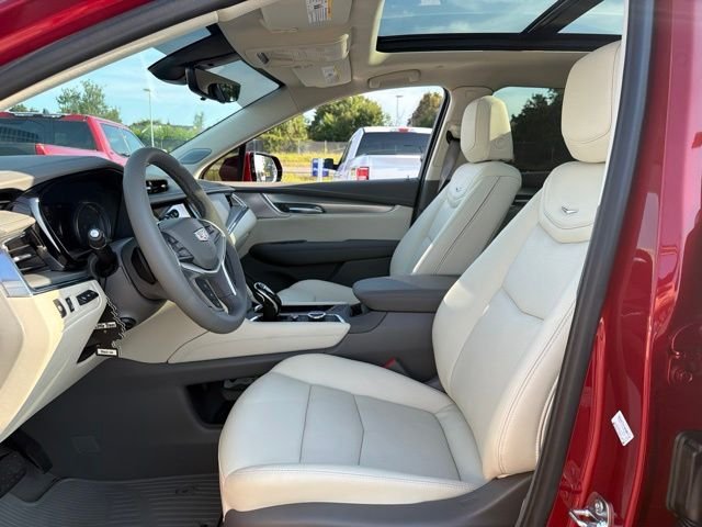 Used 2026 Radiant Red Cadillac Premium Luxury image 9