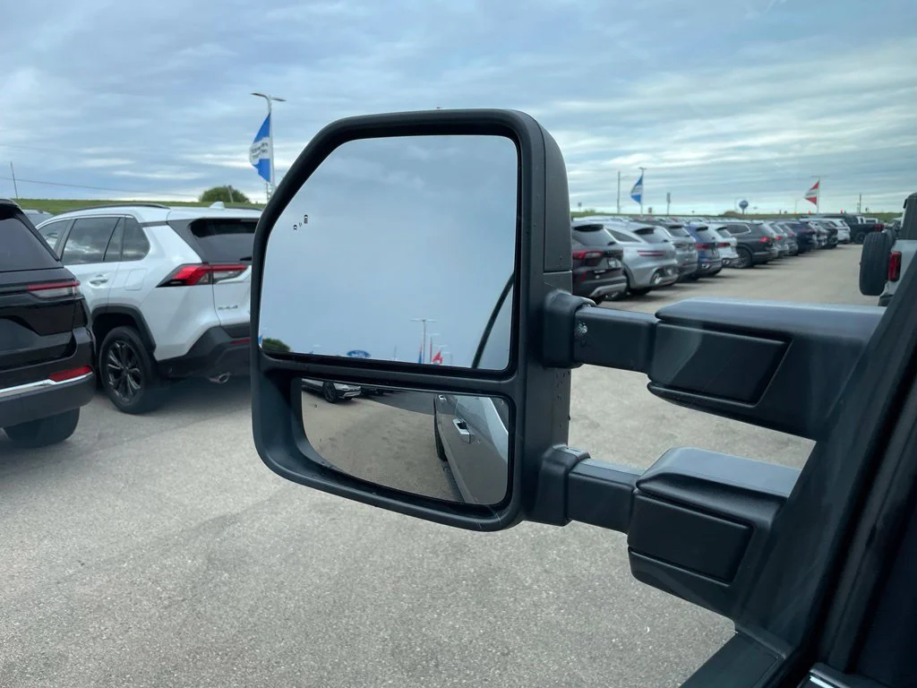 New 2026 Iconic Silver Metallic Ford XLT image 36