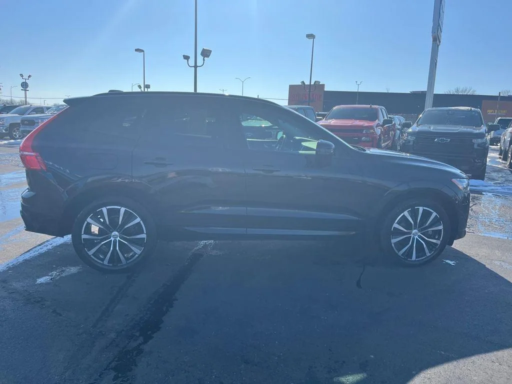 2023 Volvo XC60 Plus - Photo 6