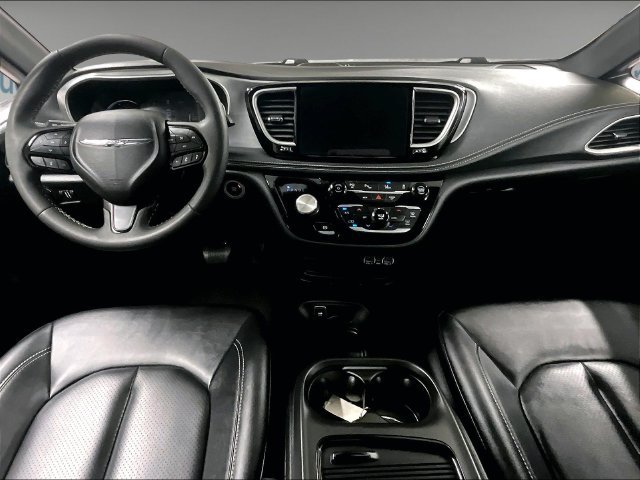 Used 2024 White Chrysler Select S Appearance image 21