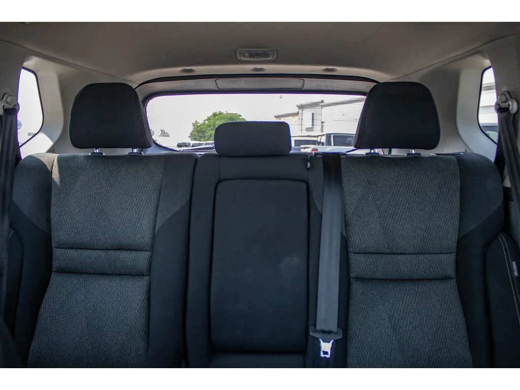 Used 2024 Everest White Pearl Nissan SV image 52