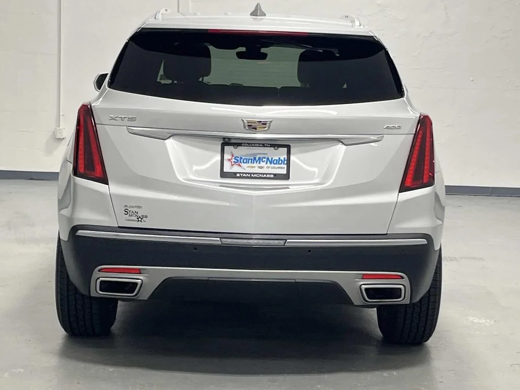 Used 2020 RADIANT SILVER METALLIC Cadillac Premium Luxury AWD image 7