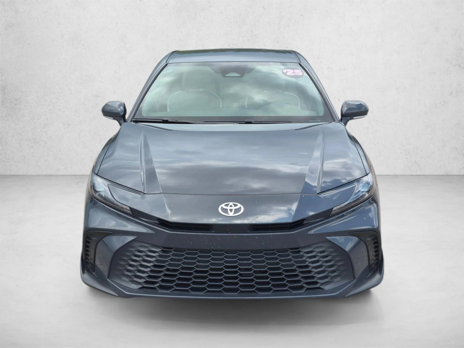 Used 2025 Underground Toyota LE image 2