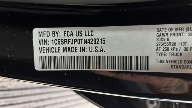 New 2026 Diamond Black Crystal Pearl-Coat Exterior Paint RAM Laramie image 27