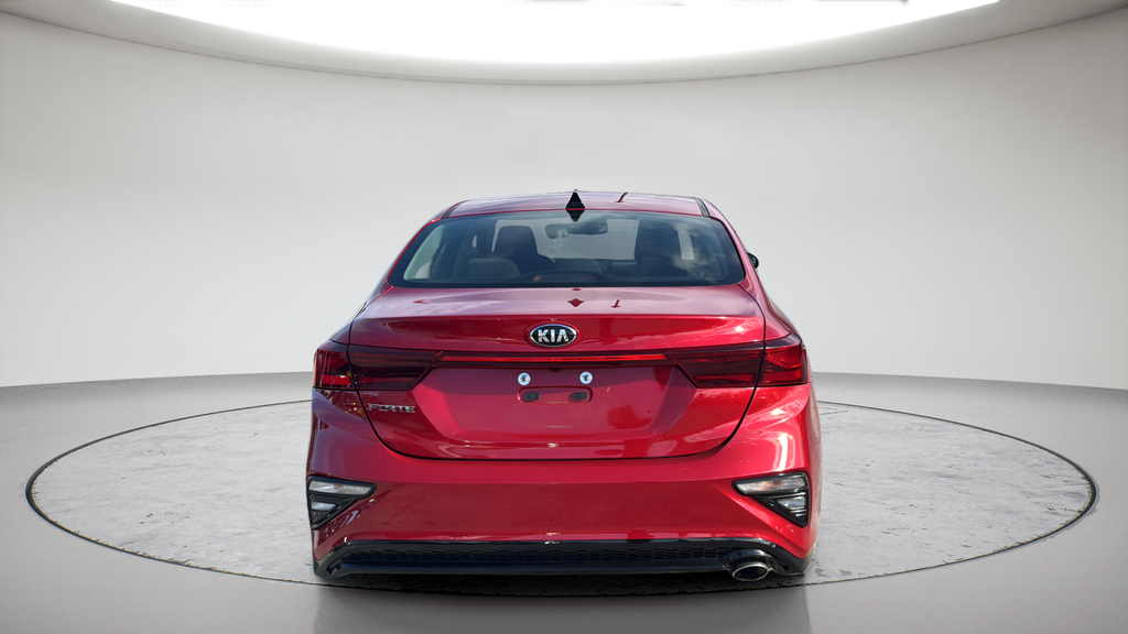 Used 2019 Red Kia LXS image 5