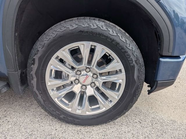 Used 2024 Blue GMC Denali image 10