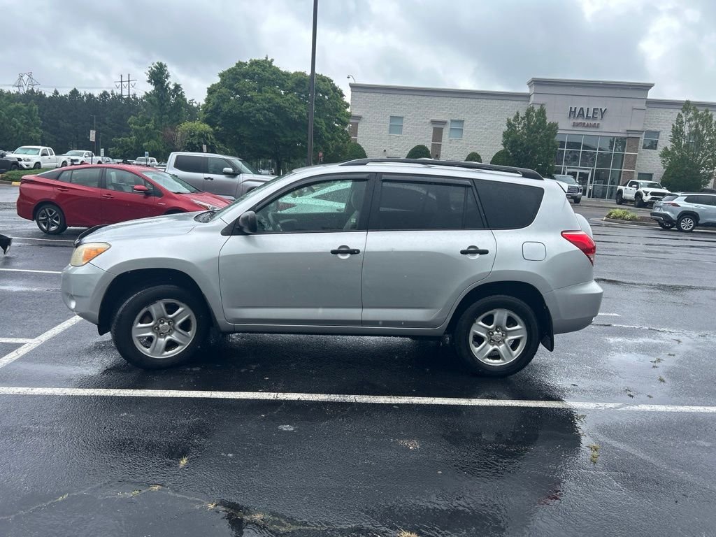 Used 2007 Silver Toyota Base image 5