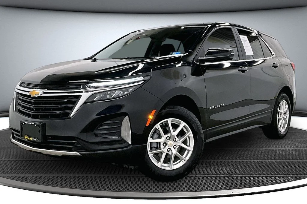 Used 2022 Black Chevrolet LT image 3