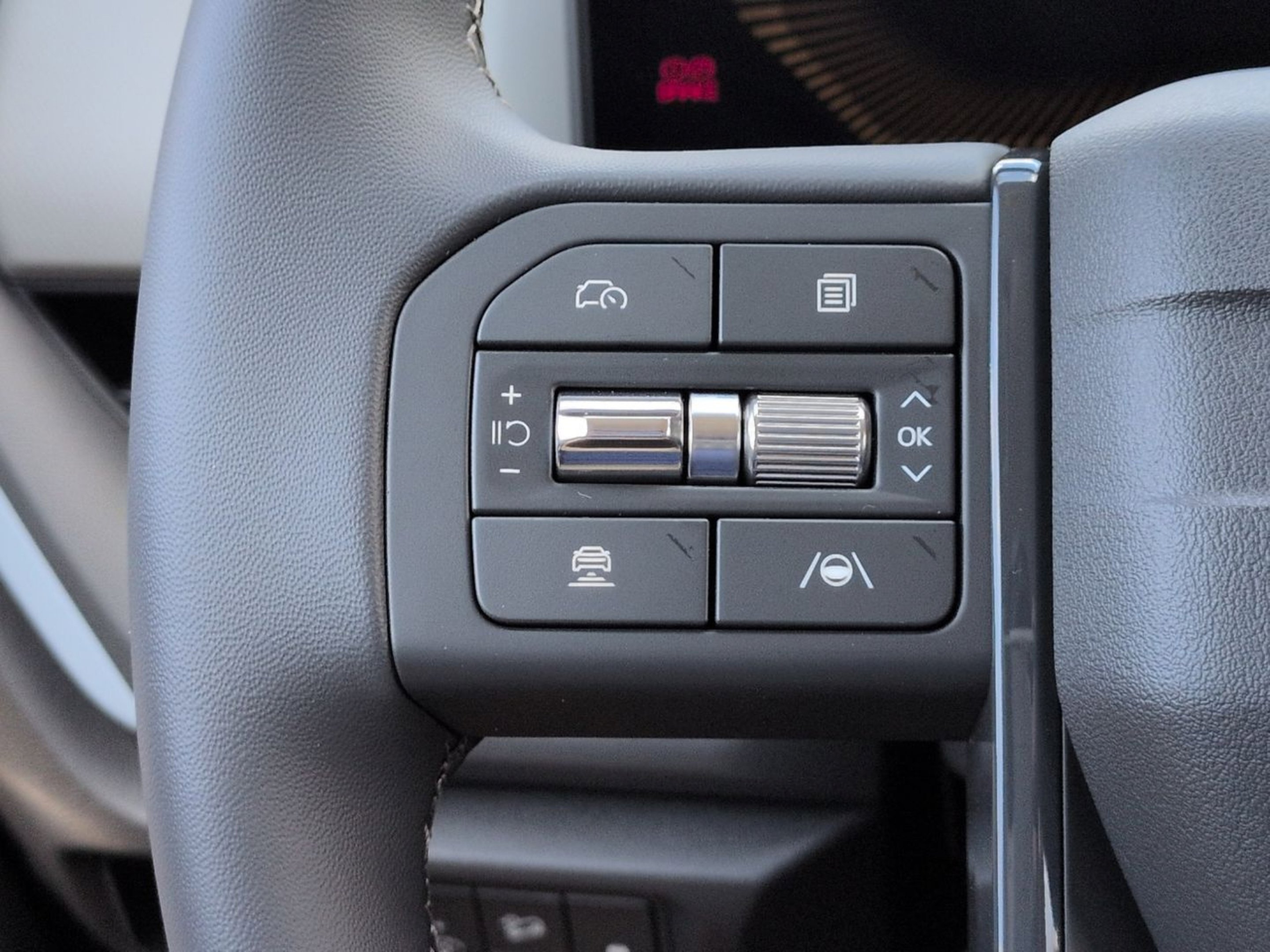 New 2027 Aurora Black Pearl Kia S image 29