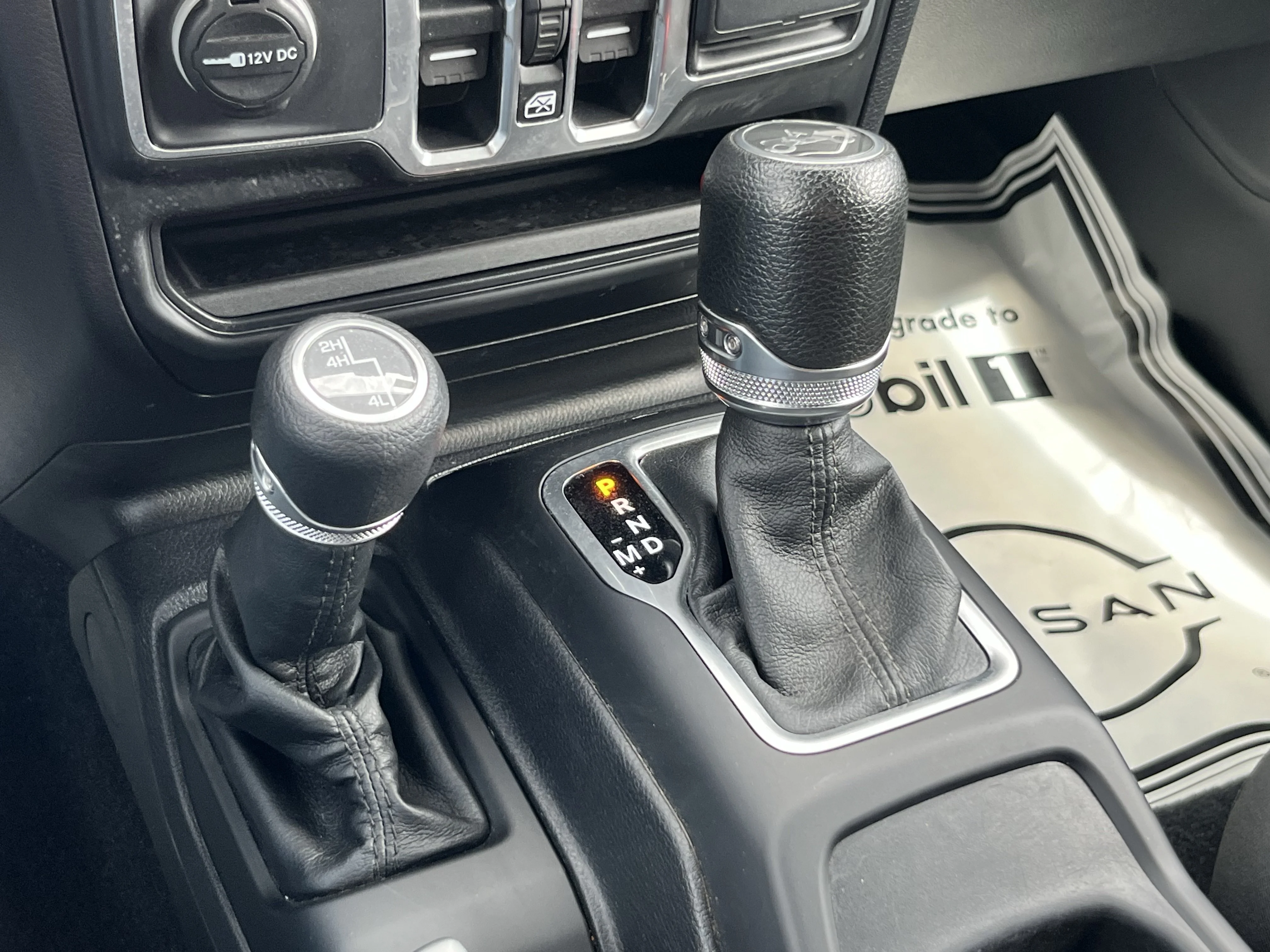 Used 2018 Mojito! Clearcoat Jeep Unlimited Sport S image 28