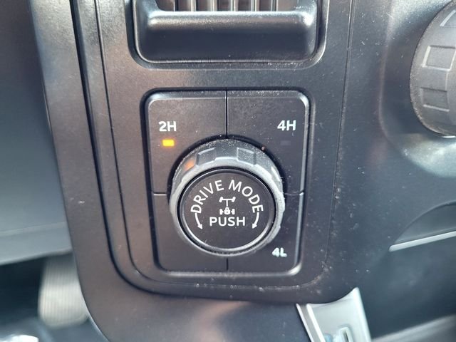 Used 2022 White Ford Tremor image 19