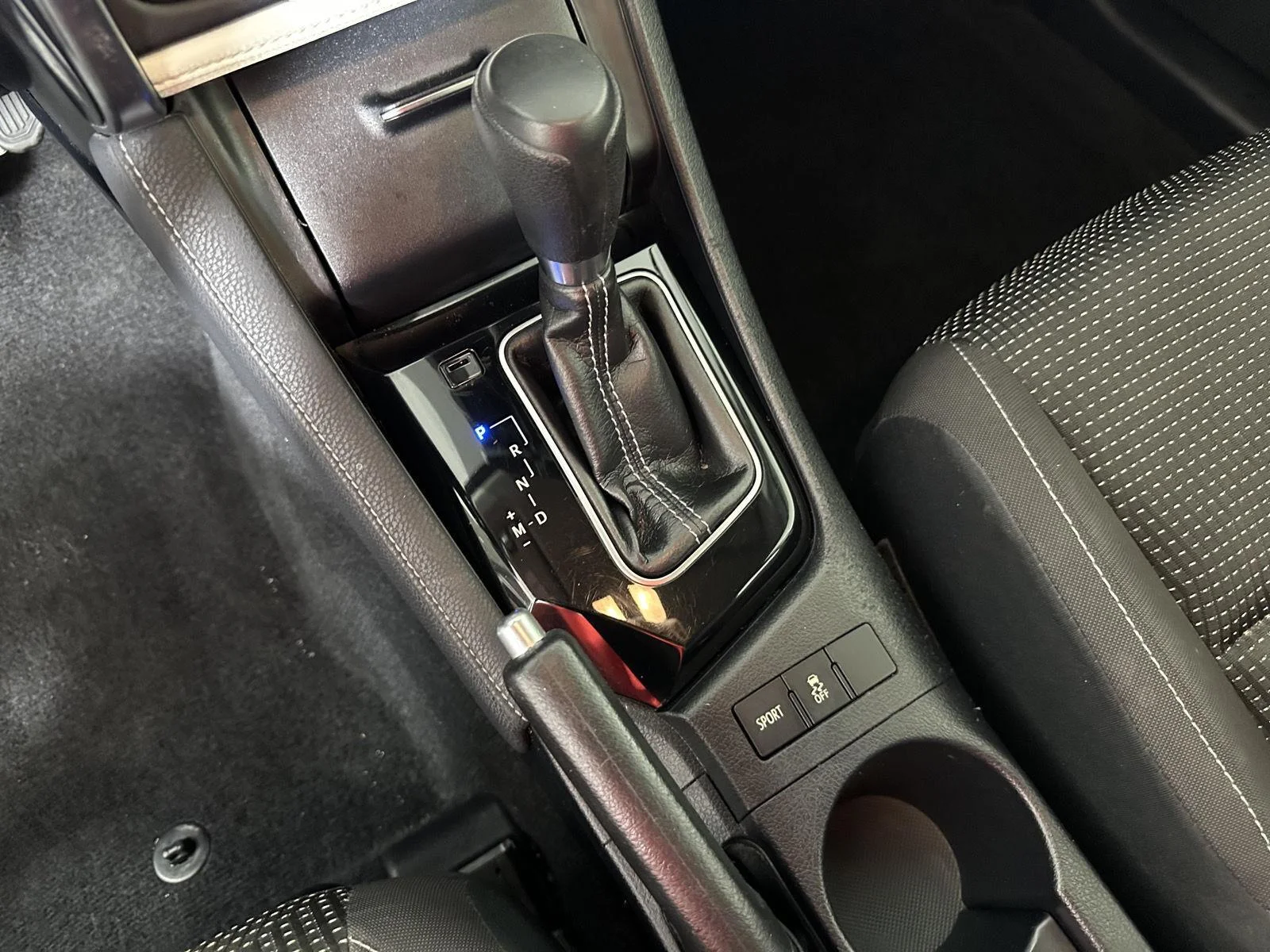 Used 2017 Black Sand Pearl Toyota  image 7