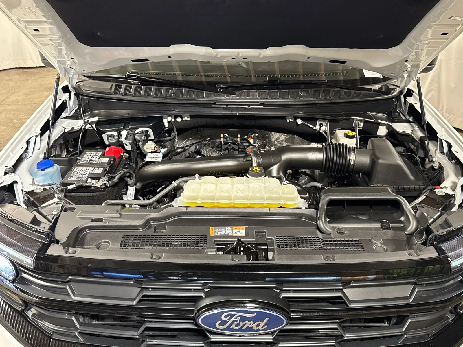 2025 Ford Expedition Active - Photo 29