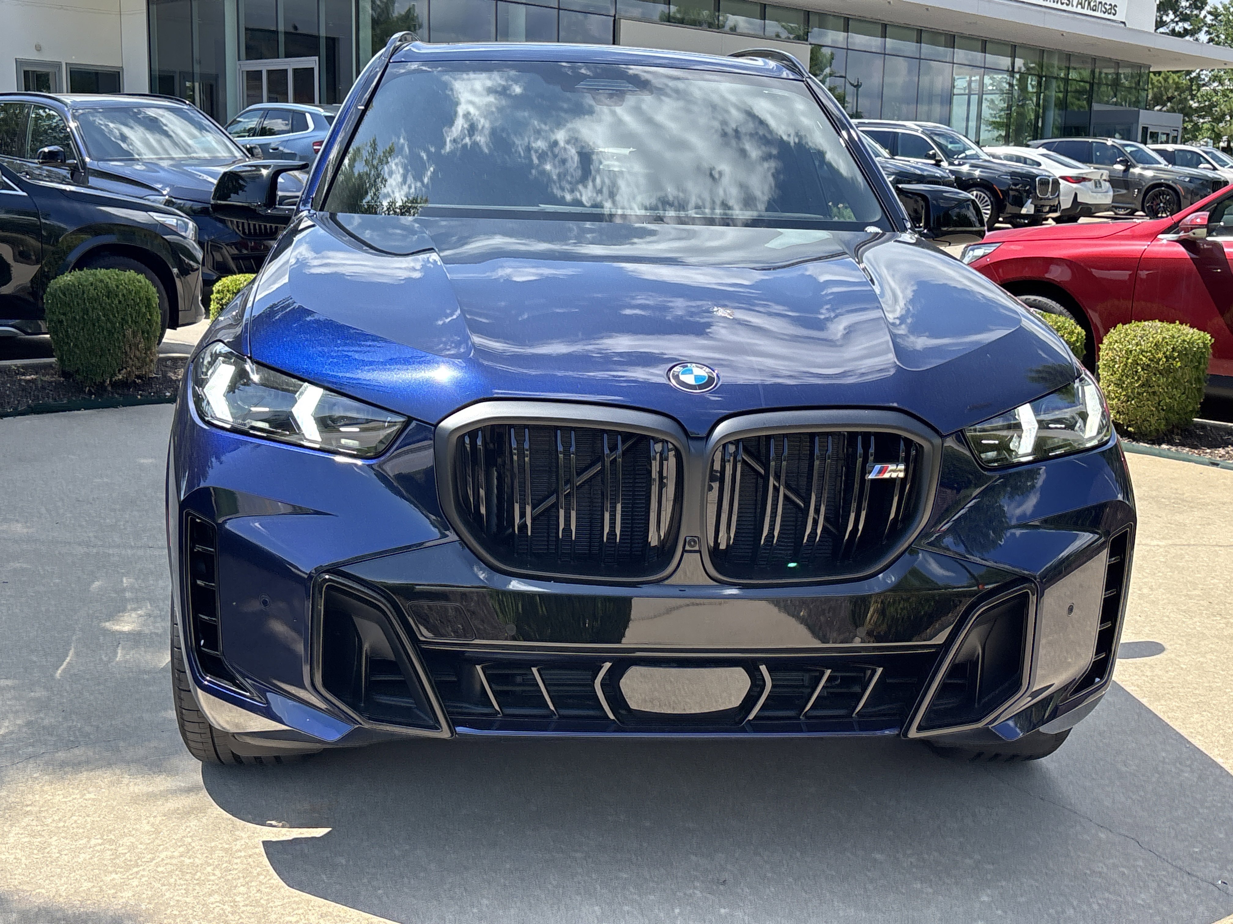 New 2026 0C3Z Tanzanite Blue II Metallic BMW M60i image 14