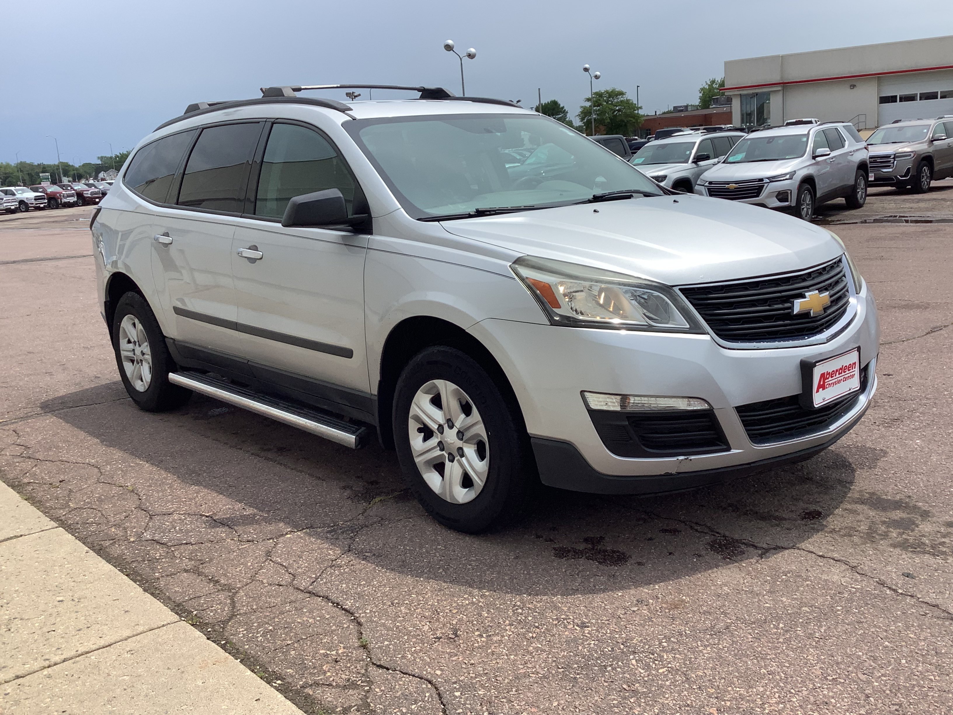 Used 2016 Silver Chevrolet LS image 4